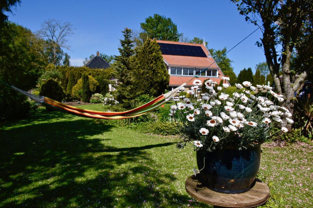 Vakantiehuis Het Voorhuis Op Landgoed Koepeltjesplaats Gaast Bagian luar foto